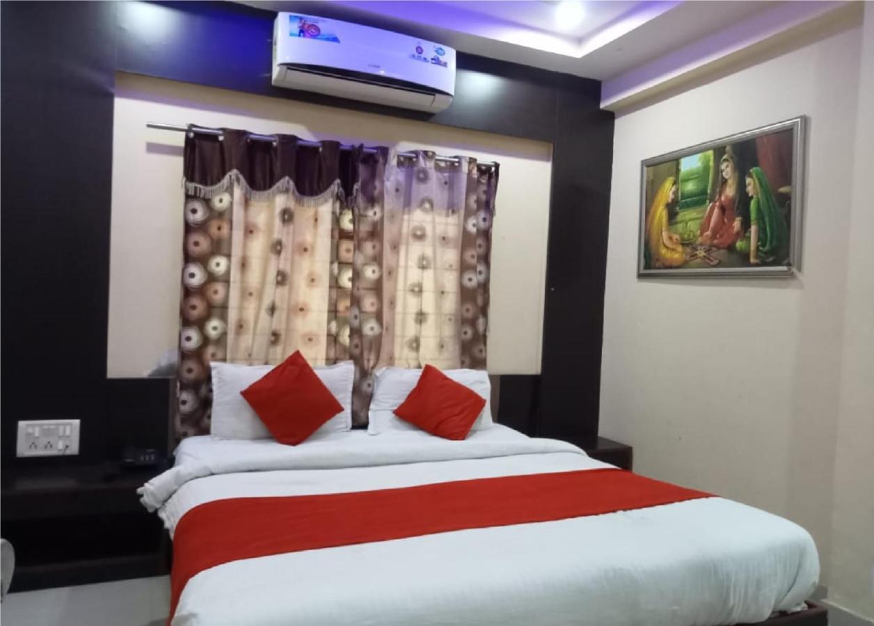 Hotel Krishna Palace Ahmedabad Luaran gambar