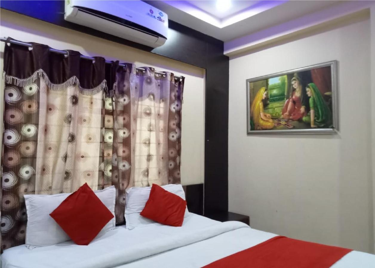 Hotel Krishna Palace Ahmedabad Luaran gambar